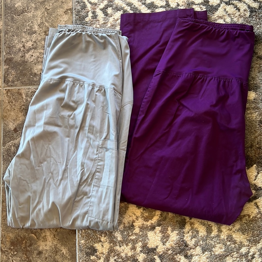 Wonderwink XL MATERNITY scrubs two pair